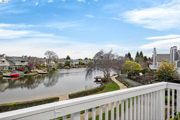 Property Photo: 137 Parfait Ln CA 94502