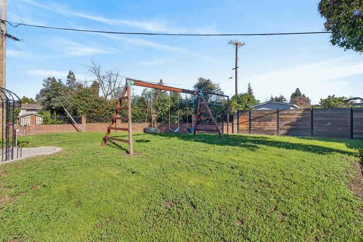 Property Photo:  5136 Romero Way  CA 95628 