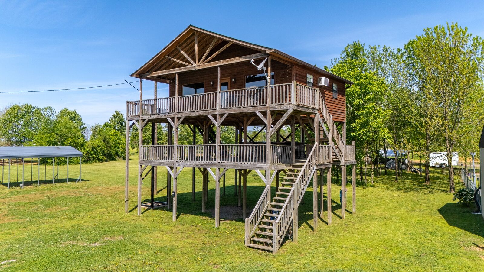 Property Photo:  2705 Catfish Ln  TN 38327 