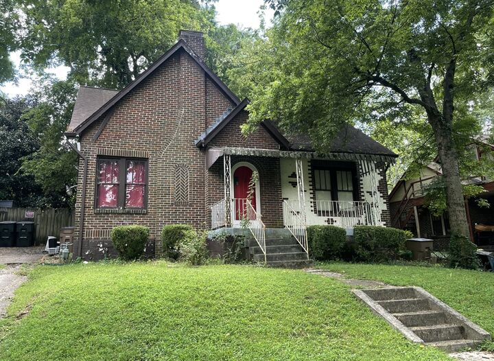 Property Photo:  2807 Westwood Ave  TN 37212 