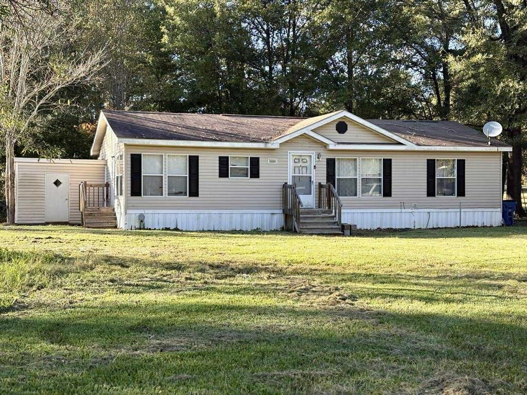 Property Photo: 268 Hidden Meadows Drive TX 75964