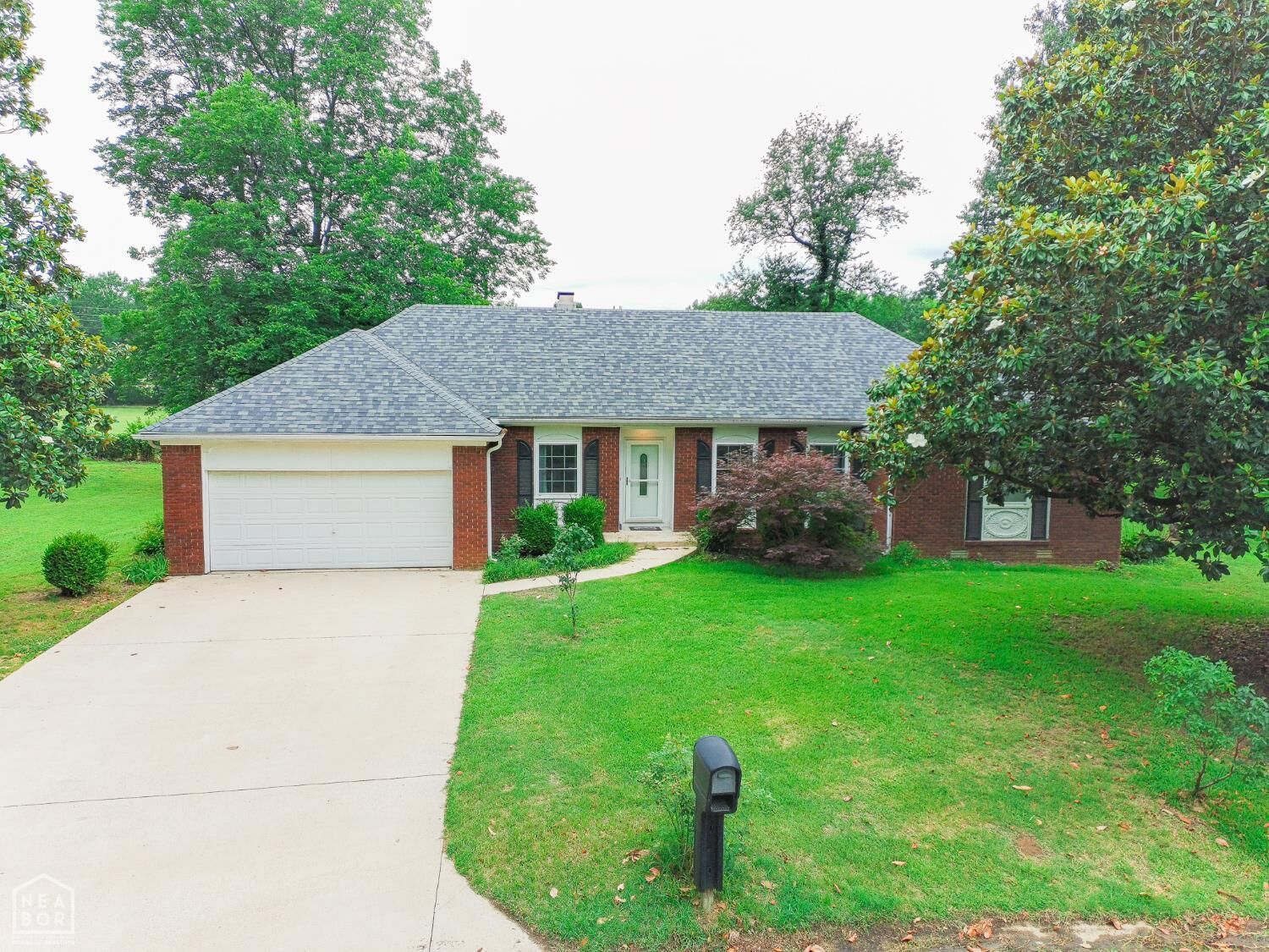 Property Photo:  411 Lynne Court  AR 72405 