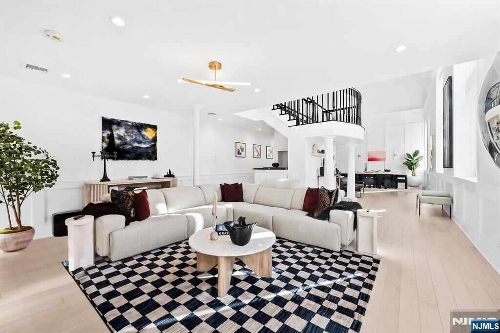 Property Photo:  1101 Bloomfield Street B  NJ 07030 