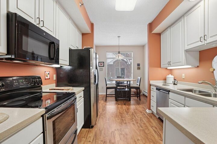 Property Photo:  7400 Edinborough Way 5101  MN 55435 