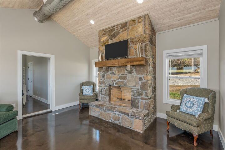 Property Photo:  302 Ar Y Highway 123  AR 72856 