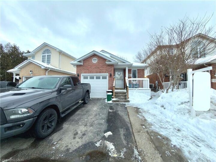 Property Photo:  347 Keewatin Avenue  ON N2B 3W2 