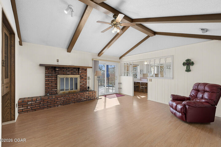 Property Photo:  1518 W Magnolia Street  AR 72756 