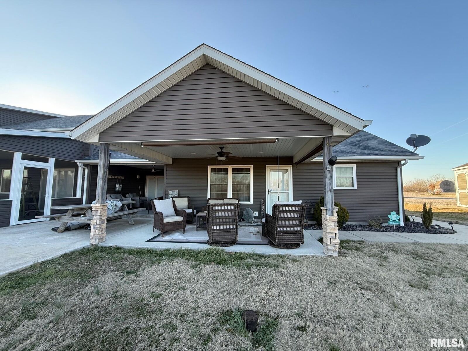 Property Photo:  75 Bedrock Ridge B  IL 62932 