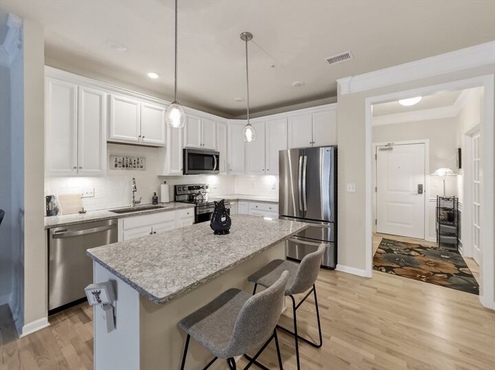 Property Photo:  1109 Peters Farm Way 1109  MA 01581 
