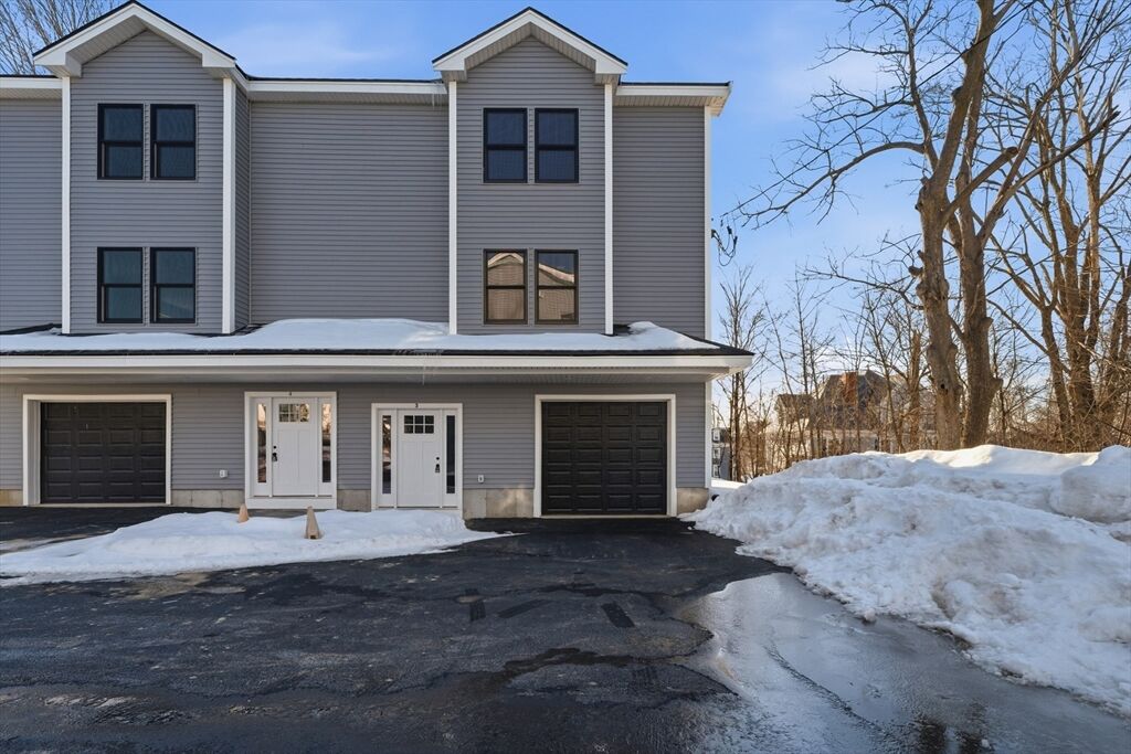 Property Photo:  79 School St 4  MA 01854 