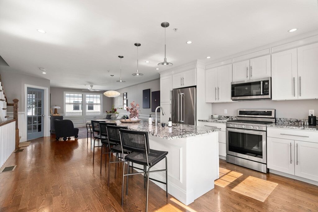 Property Photo:  30 Park St 4  MA 02122 