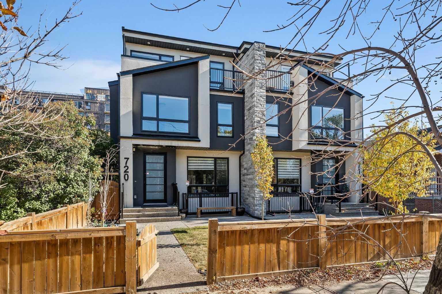 Property Photo:  720 15 Street NW  AB T2W 3G6 