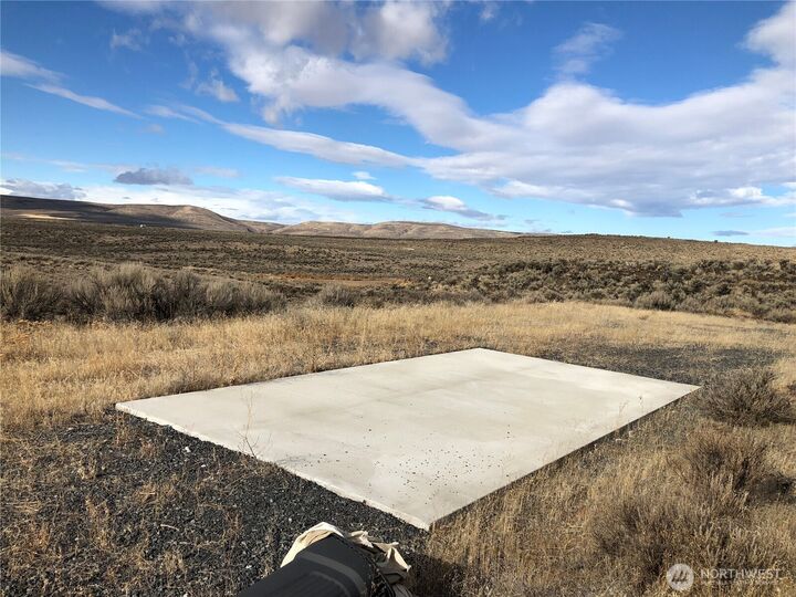 Property Photo:  13123  Stirrup Place  WA 98823 