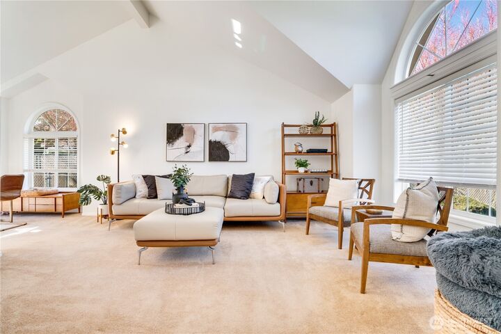 Property Photo: 33 Lakewood Oaks Drive SW WA 98499