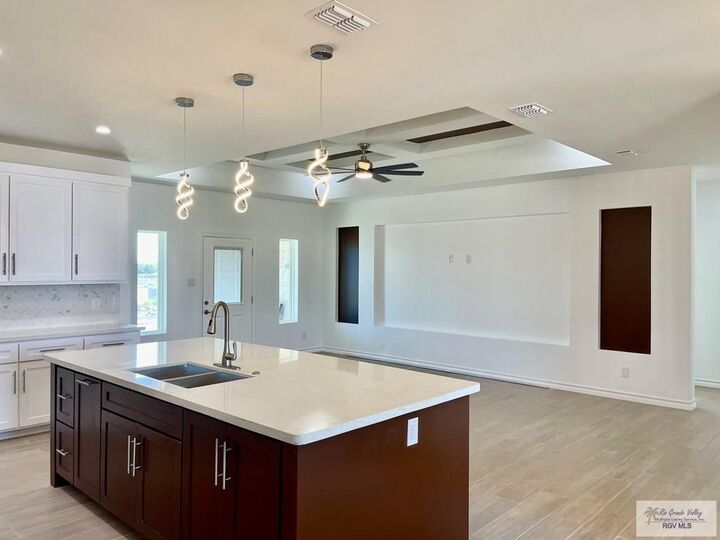 Property Photo:  699 Foster Ln  TX 78521 