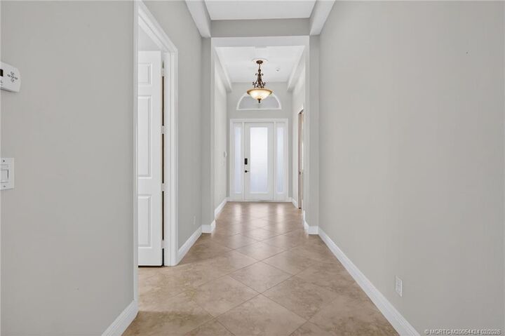 Property Photo: 968 SE Fleming Way FL 34997