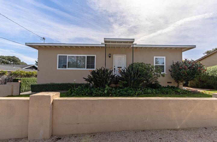 Property Photo:  89 Via Descanso  CA 93940 