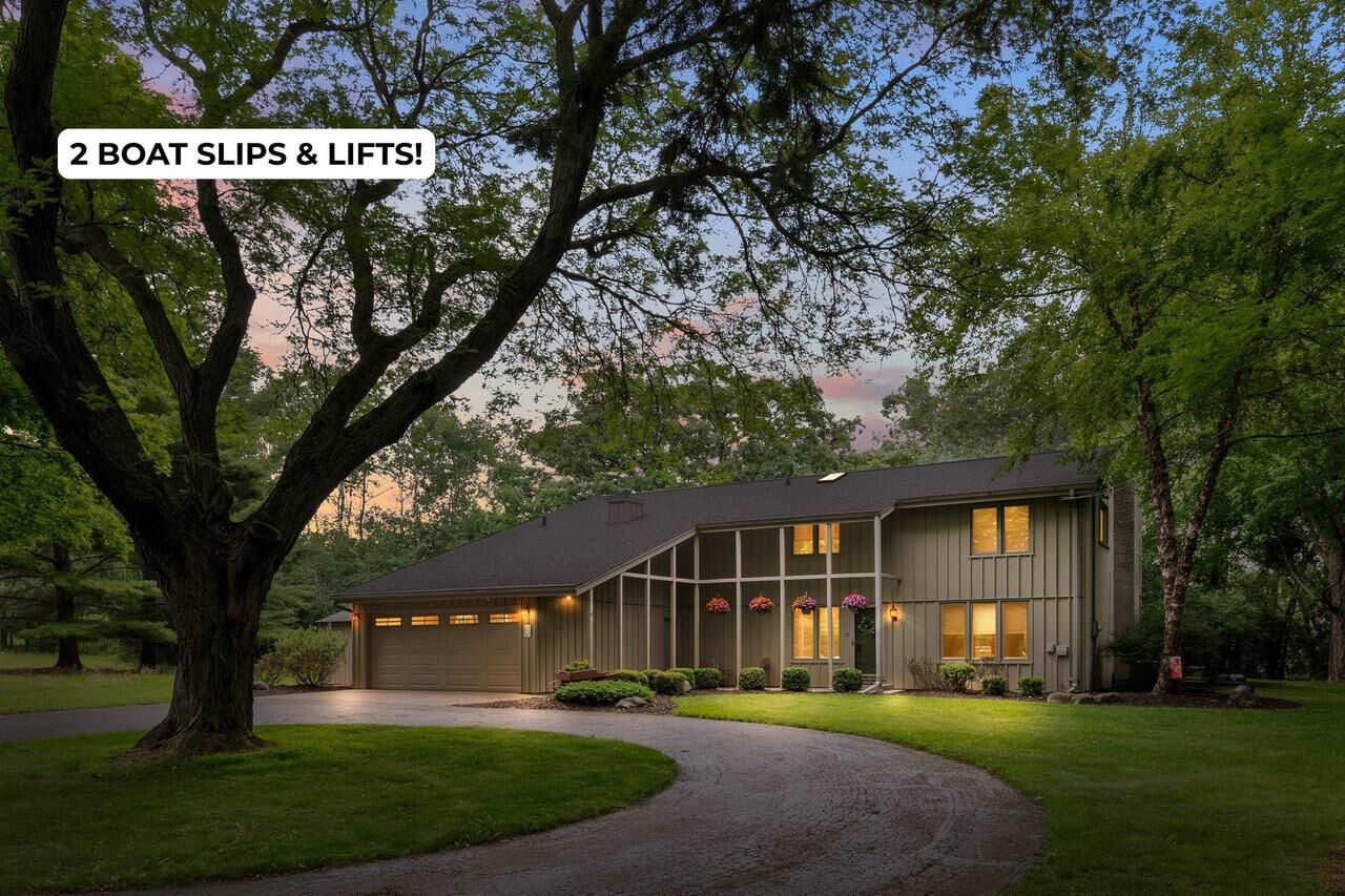 Property Photo:  W857 Summit Court  WI 54941 
