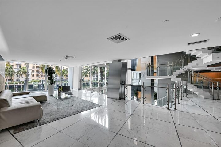 Property Photo:  2950 NE 188th St 534  FL 33180 