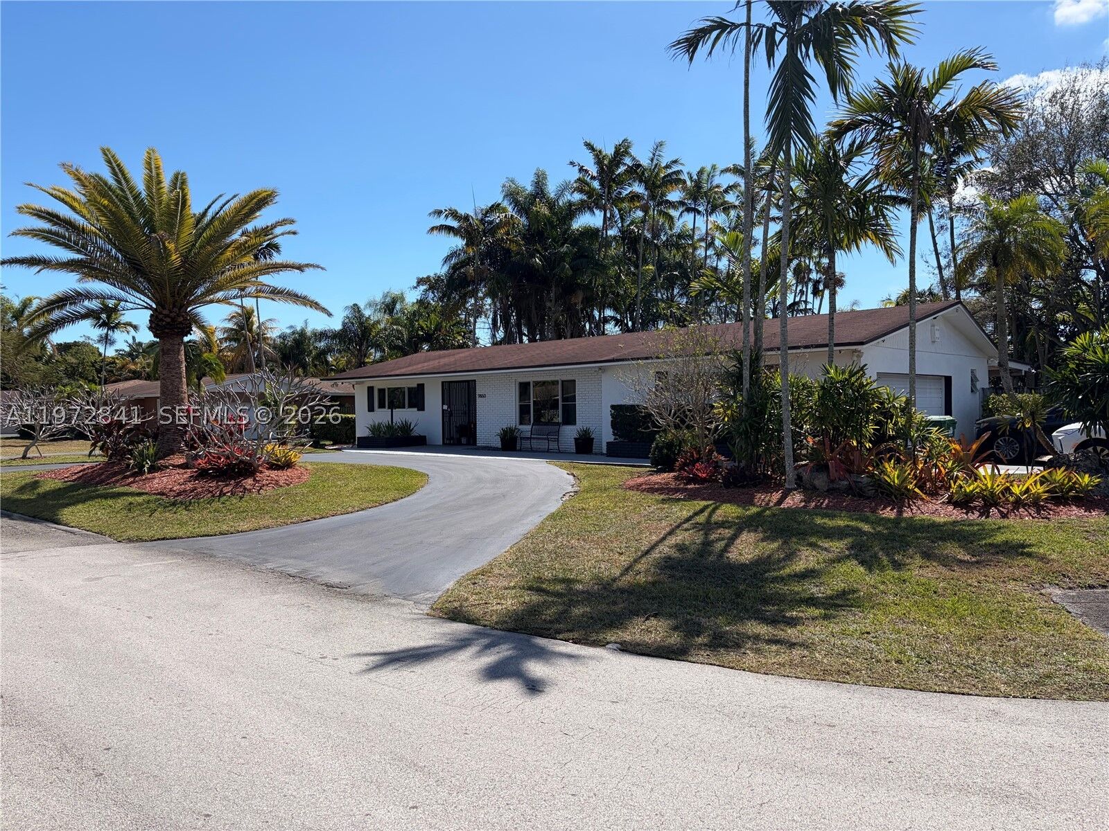 Property Photo: 9860 SW 122nd St FL 33176