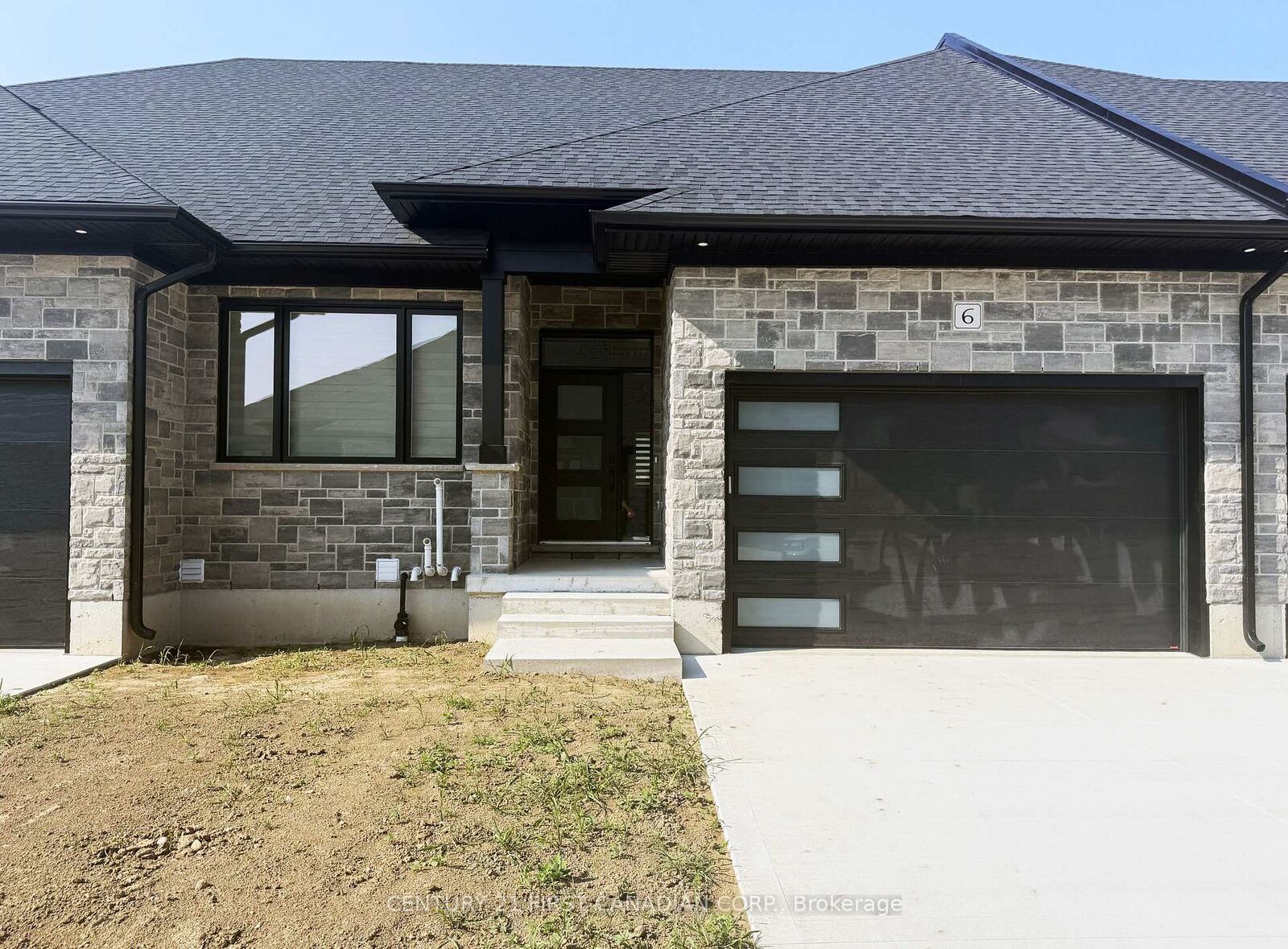 Property Photo: 32 Postma Street 6 ON N0M 1A0