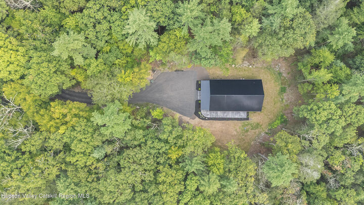 Property Photo: 805 Kripplebush NY 12404