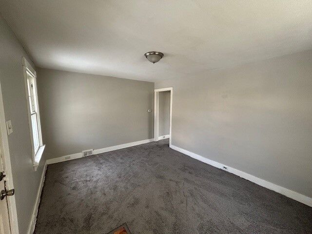 Property Photo: 618 Farnsworth Ave PA 15025