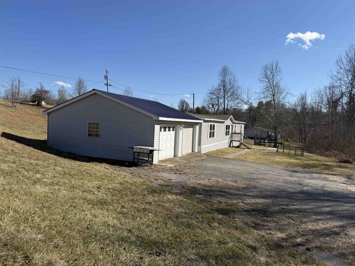 Property Photo:  100 Driftwood Lane  KY 41143 