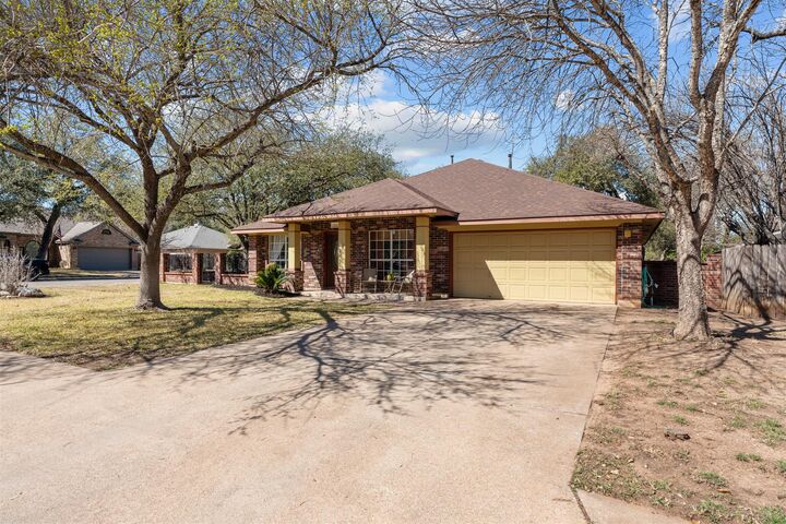 Property Photo:  1211 Sugarberry Drive  TX 78613 