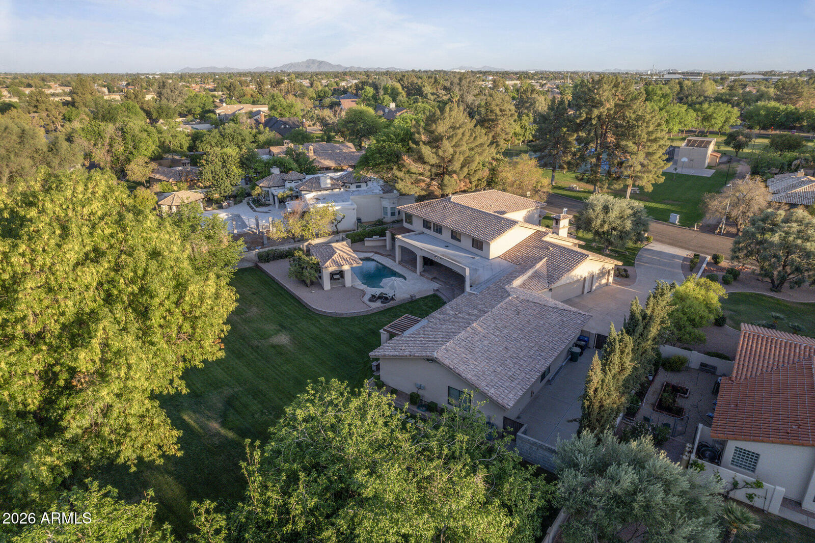 Property Photo:  2106 E La Vieve Lane  AZ 85284 