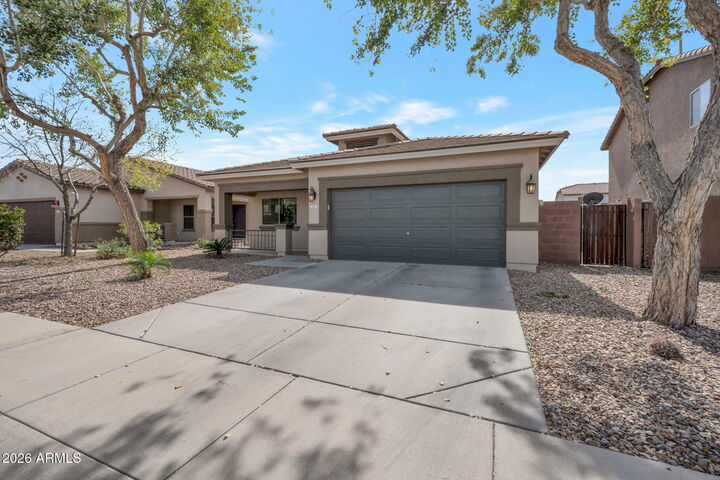 Property Photo:  225 W Reeves Avenue  AZ 85140 
