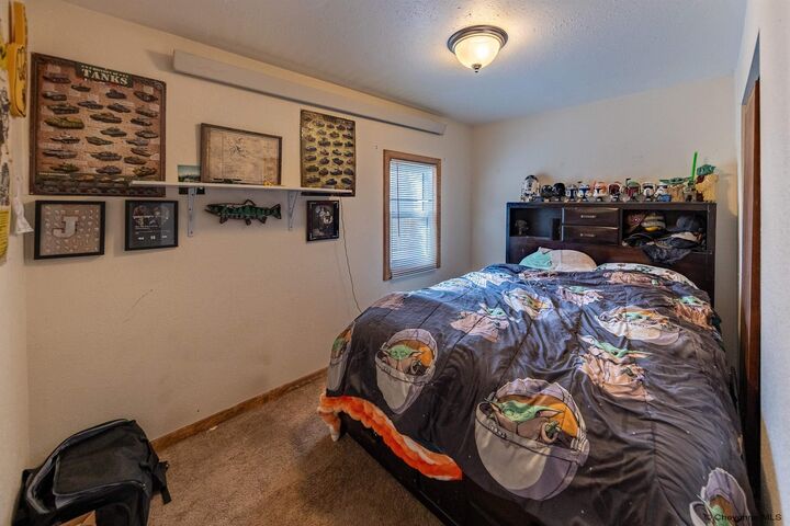 Property Photo:  569 N 6th St  WY 82070 