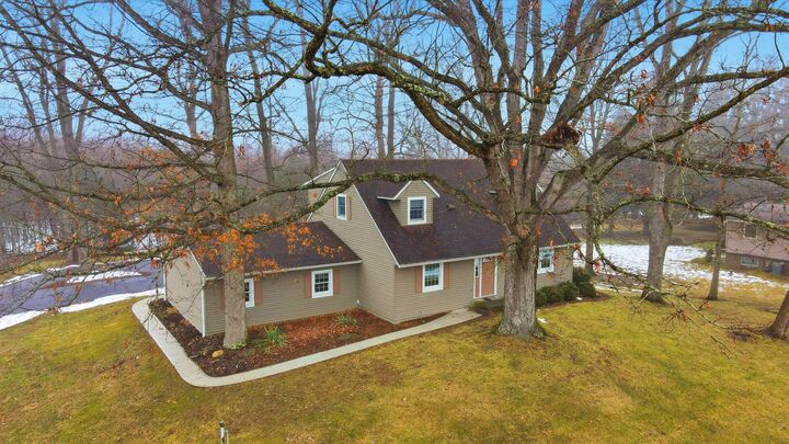 Property Photo: 658 Knoll Drive OH 43023