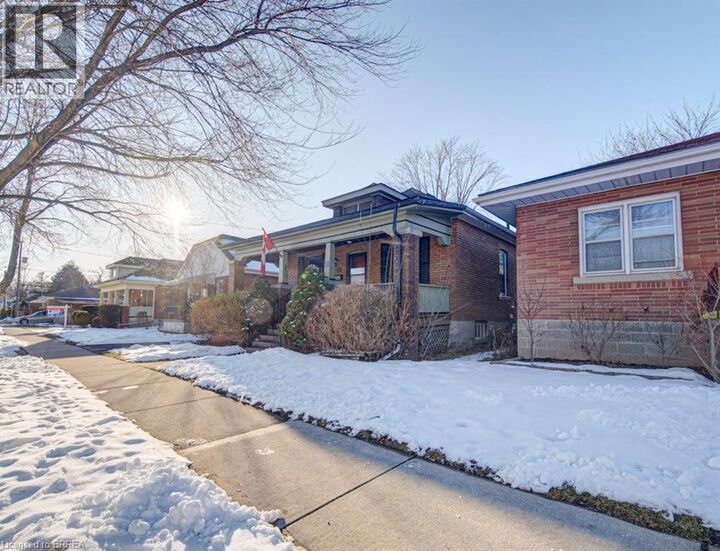 Property Photo:  51 Brunswick Street  ON N3T 1E9 