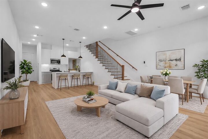 Property Photo:  1506 Griffin Street  TX 77009 