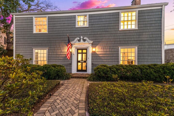 Property Photo: 2411 Stanmore Drive TX 77019