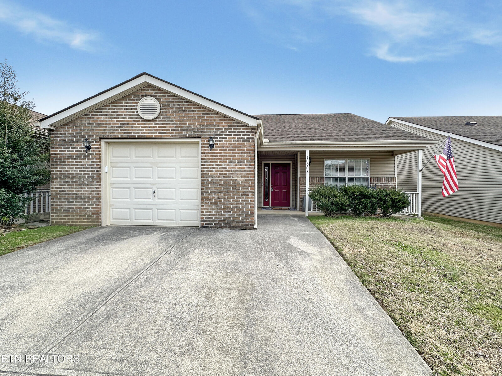 Property Photo: 10008 Greylock Way TN 37931