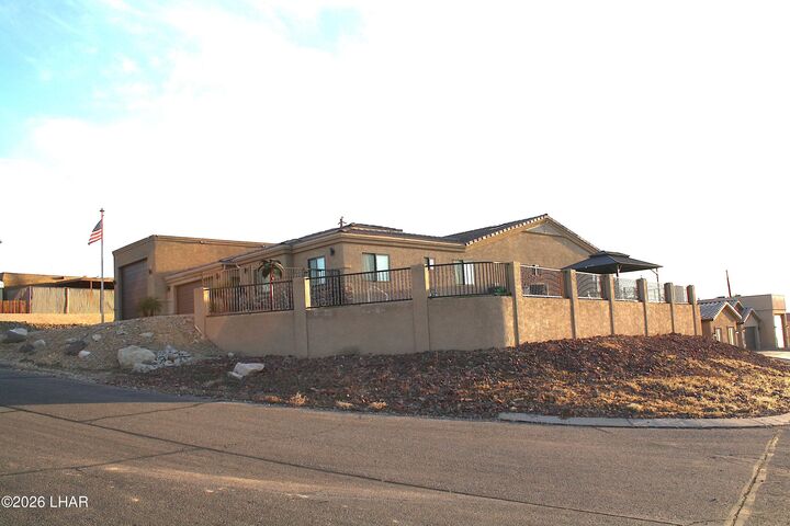 Property Photo: 2905 Swirl Dr AZ 86404