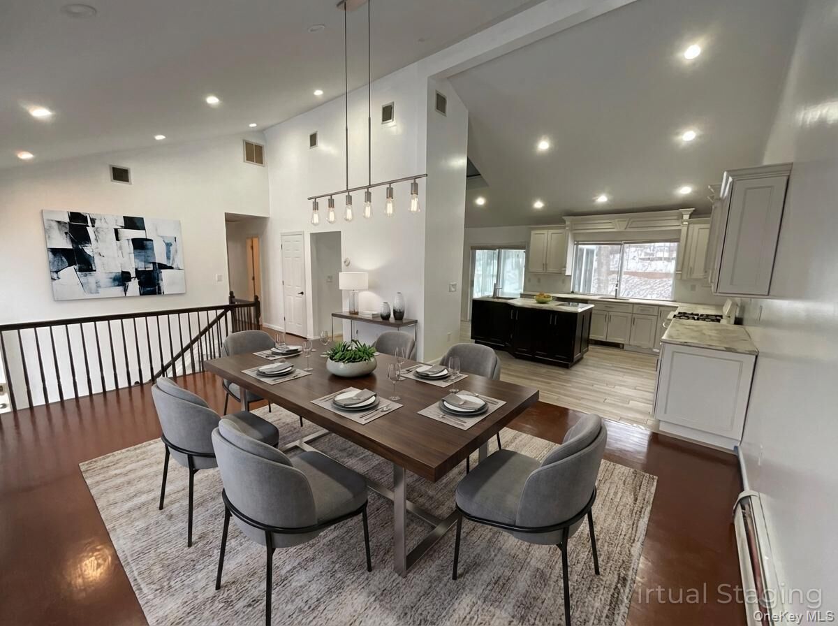 Property Photo:  7 Country Hollow  NY 10930 