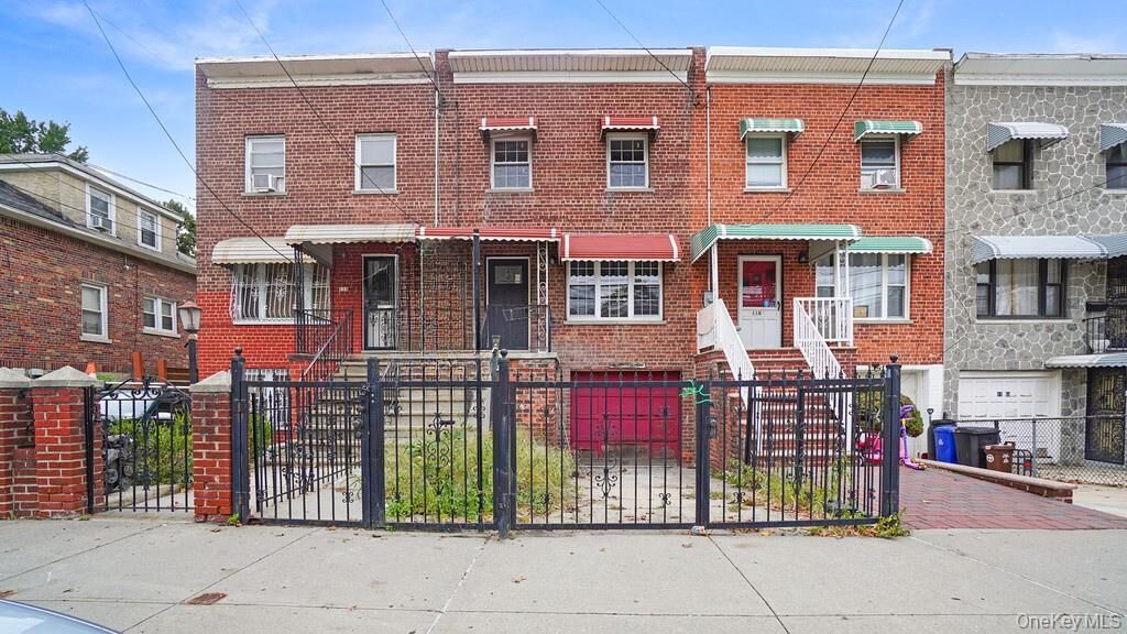 Property Photo: 1159 E 224th Street NY 10466