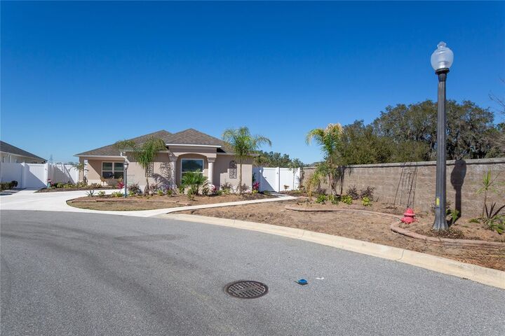 Property Photo:  9041 SE 166th Kathy Loop  FL 32162 