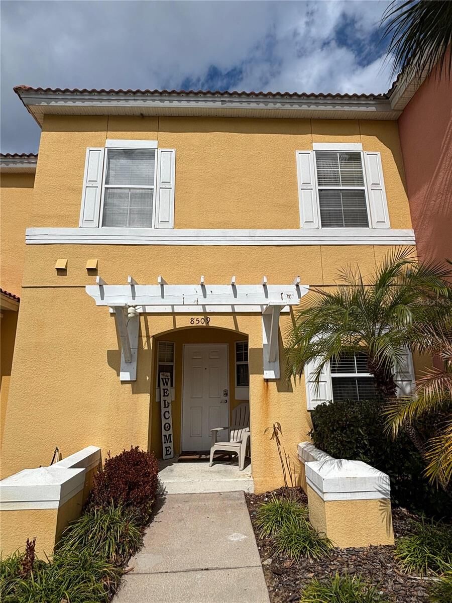 Property Photo:  8509 Bay Lilly Loop  FL 34747 