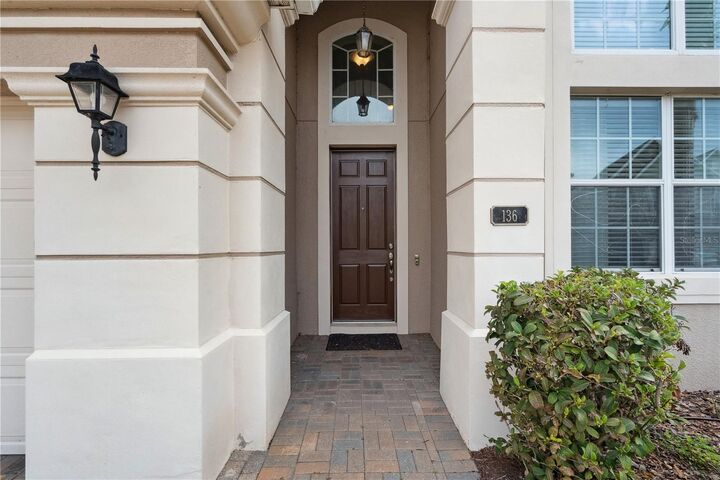 Property Photo: 136 Drayton Ave FL 33837