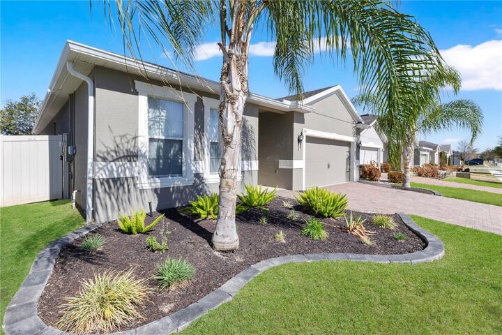 Property Photo:  244 Whirlaway Drive  FL 33837 