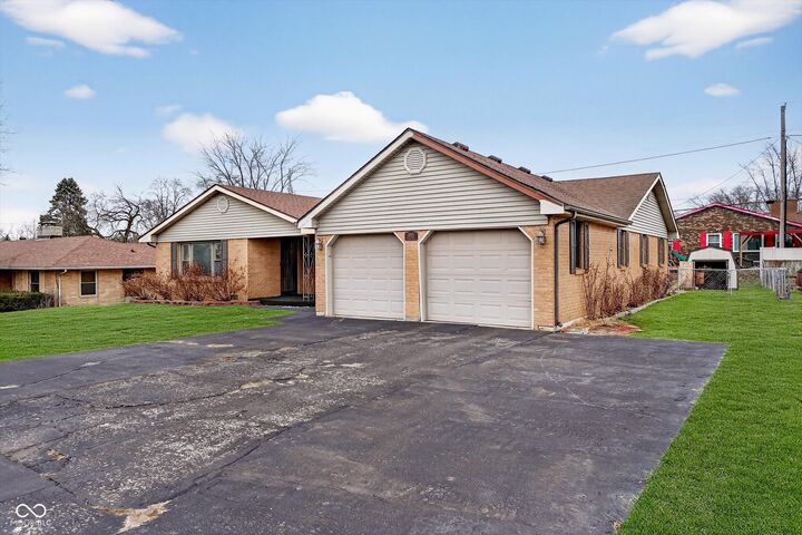 Property Photo: 1008 Malibu Drive IN 46016