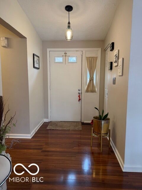 Property Photo: 5111 Woodside Court IN 46033