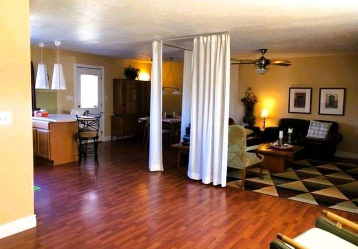 Property Photo:  1430 E Grand Avenue  IL 62902 