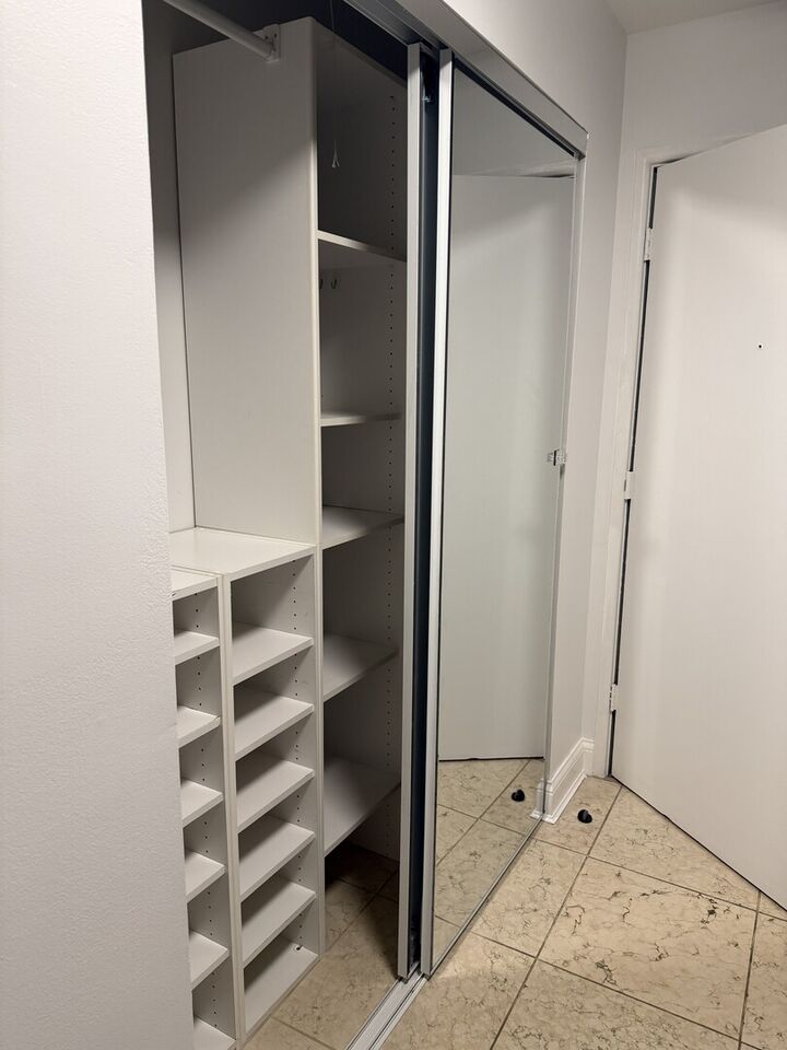 Property Photo: 525 S Cleveland Avenue 104 IL 60005