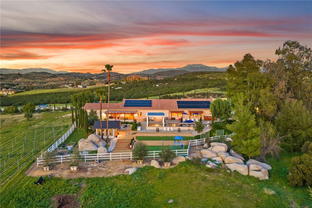 Property Photo:  38125 Camino Sierra  CA 92592 