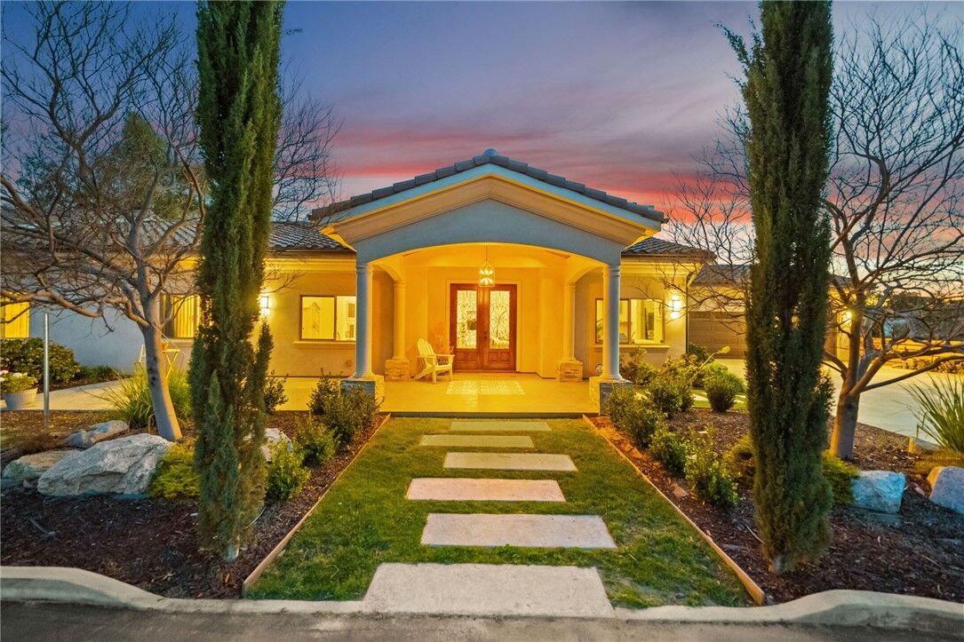 Property Photo:  38125 Camino Sierra  CA 92592 